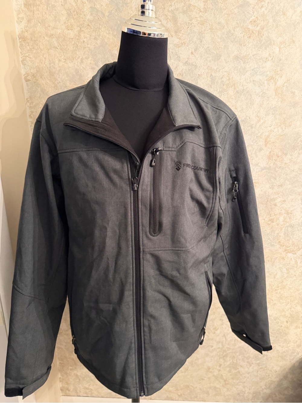 Free Country Men's Gray Softshell Jacket - Zip Front